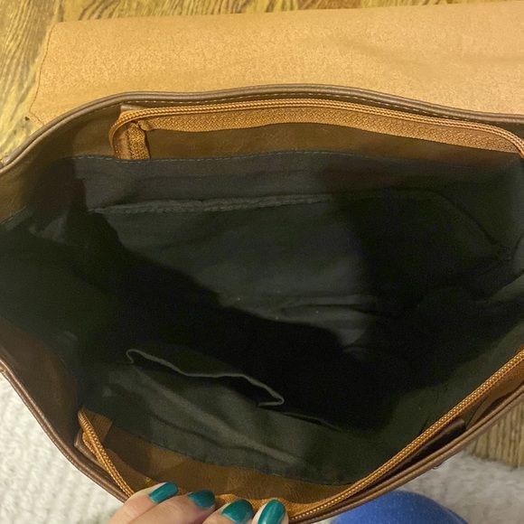 Never used leather backpack - Picture 4 of 5